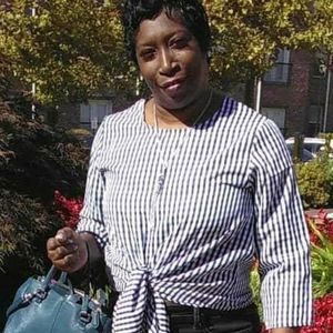 Meet your Posher, Renee